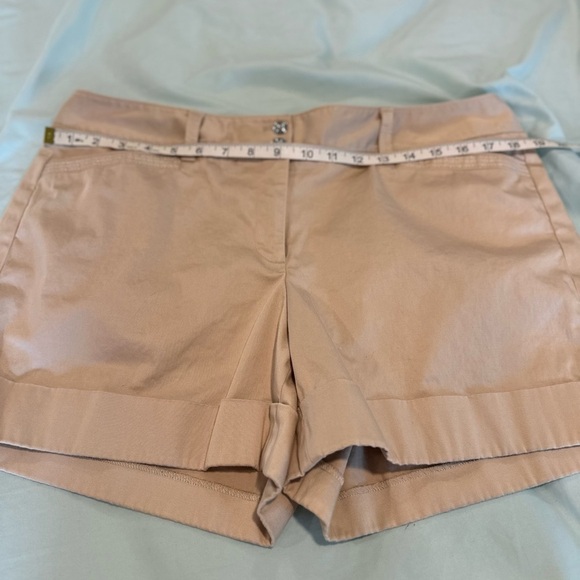 White House Black Market sz: 14 Tan cotton/ Spandex. Slight Sheen. Shorts. - Picture 3 of 14
